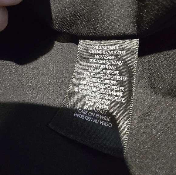 $395 Alice + Olivia Women's Black High Rise Vegan Leather Mini Skirt Size 4 - Picture 7 of 7